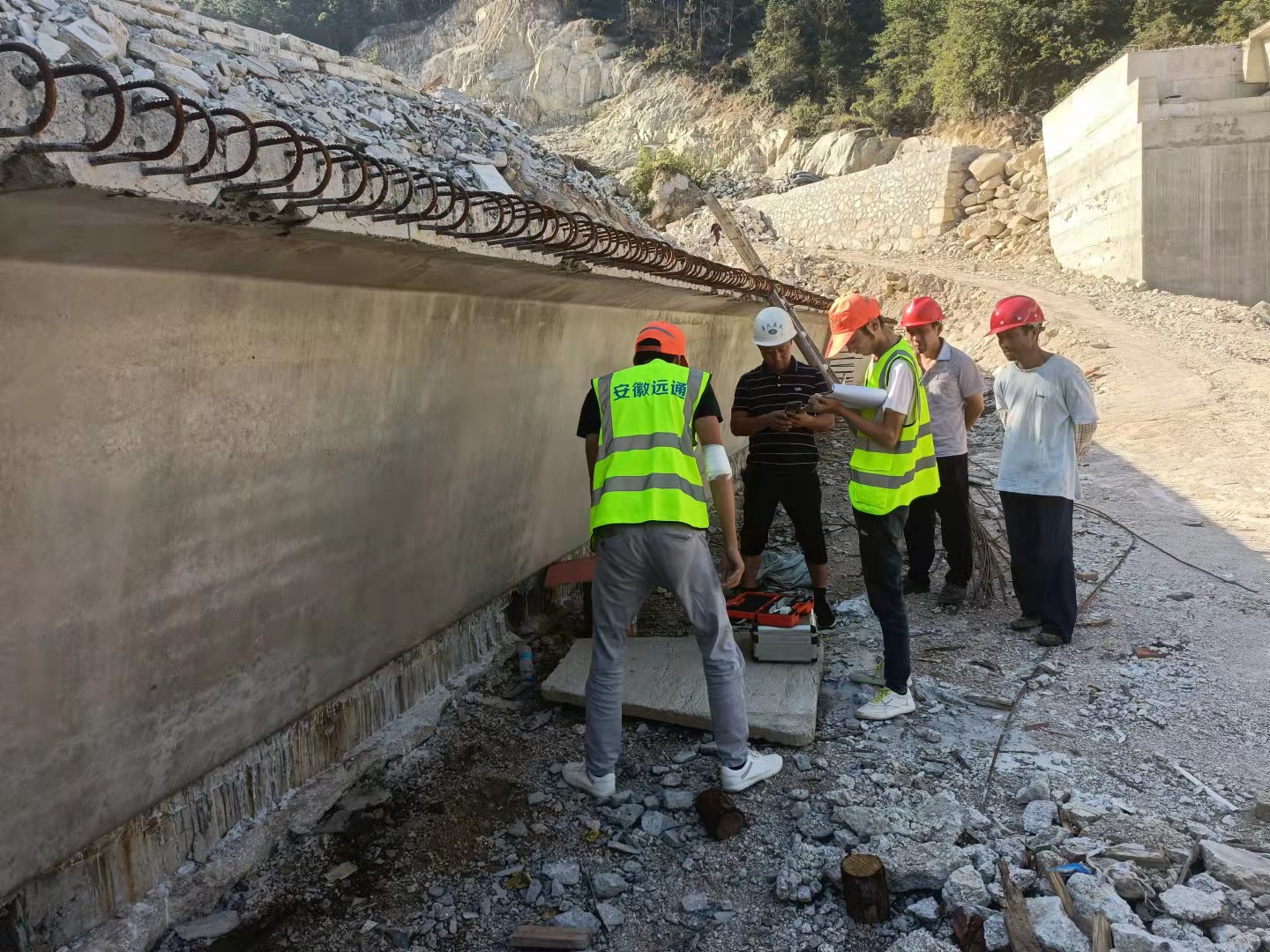 潛山雷公井路改建項目